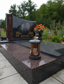 Памятник двойной 110